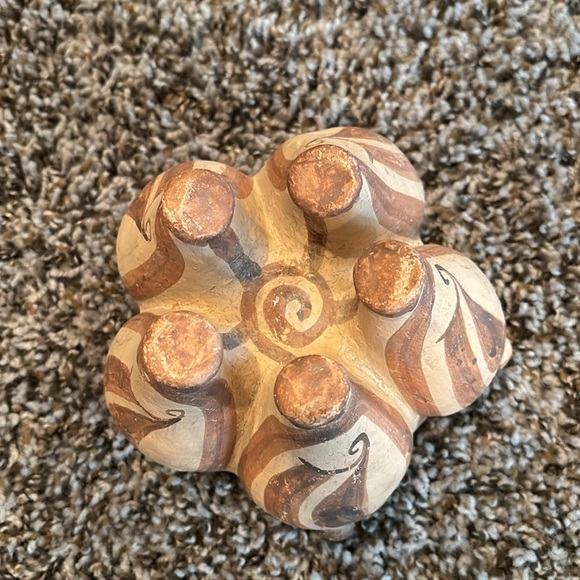 Vintage pottery shaker art - Picture 15 of 16